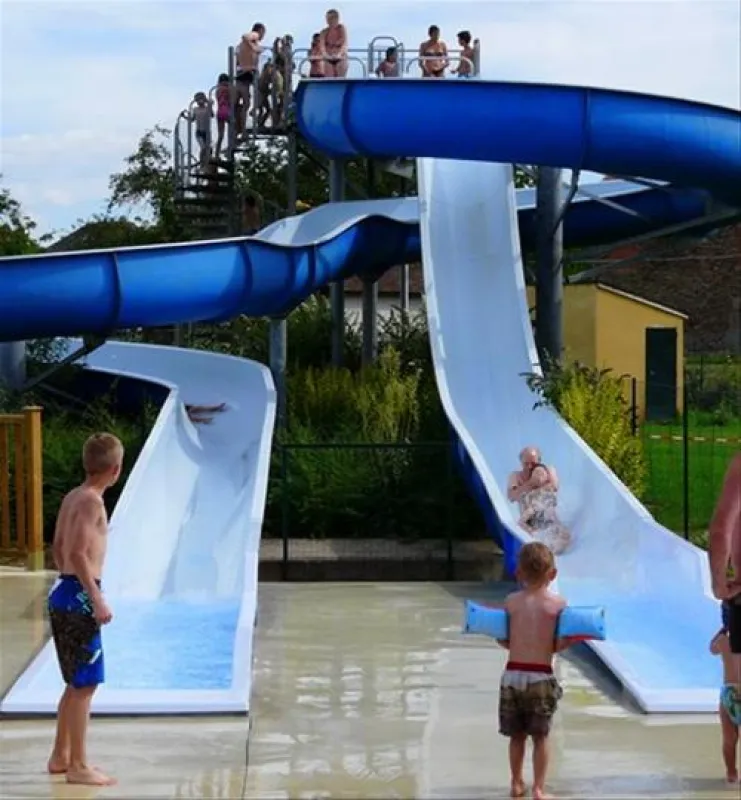 Flower Camping - Le Port de Lacombe