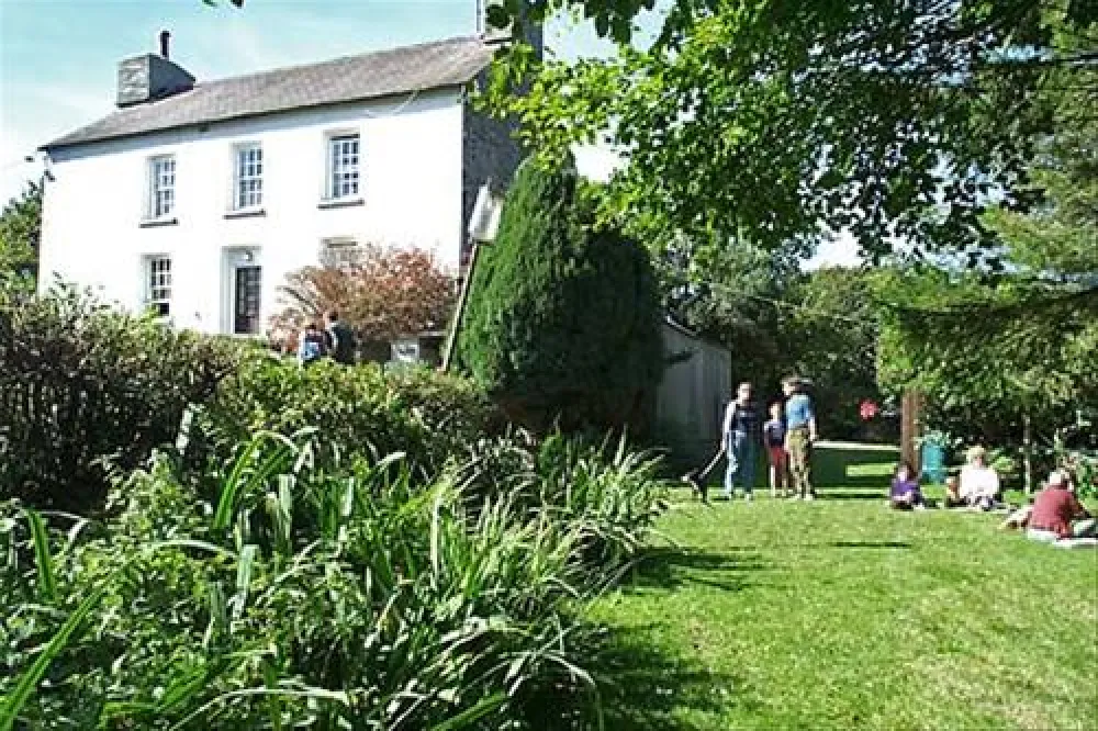 Rhydhowell Farm Campsite