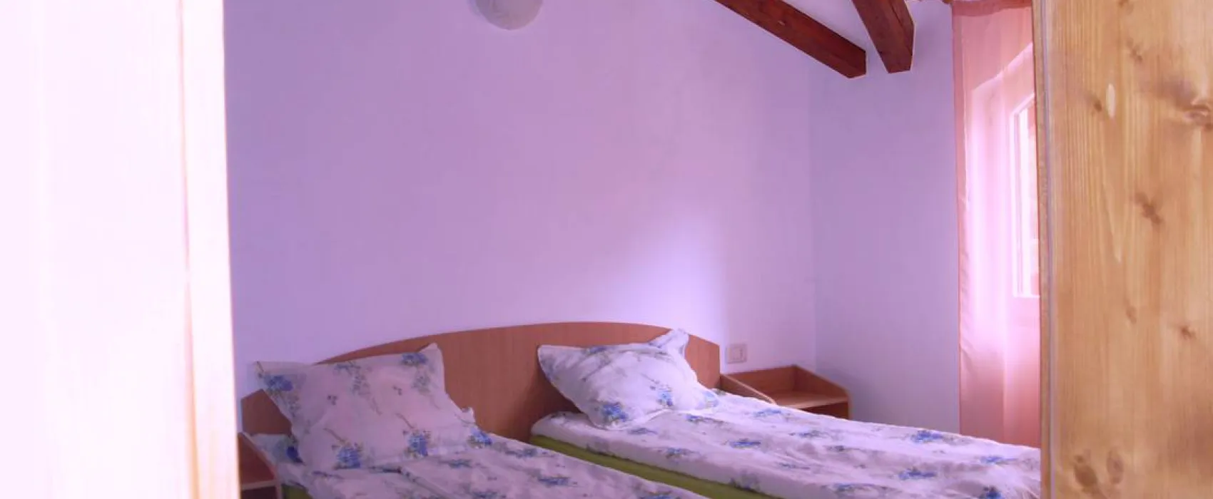 Pensiune camping laura borsa