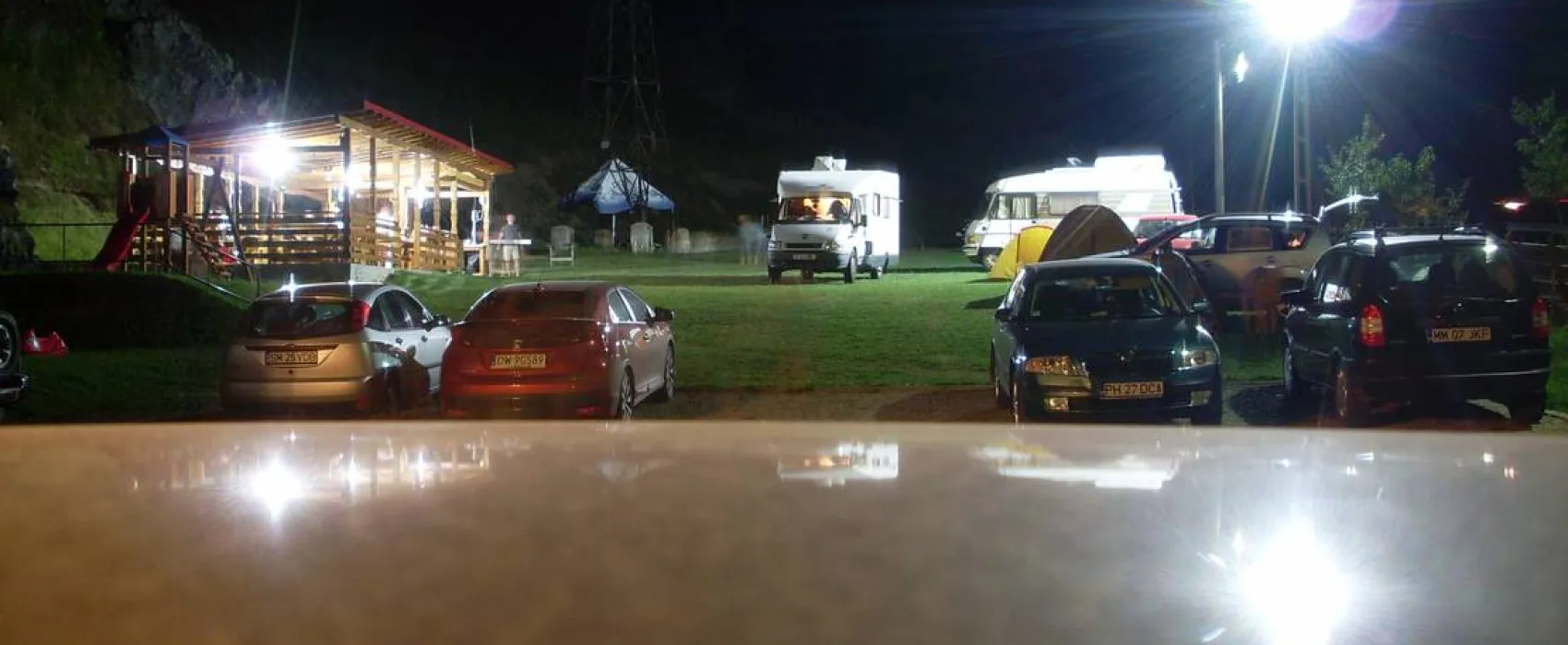 Pensiune camping laura borsa