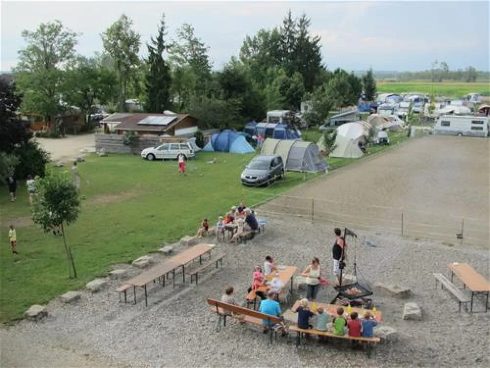 Campingplatz Schwarzfelder Hof