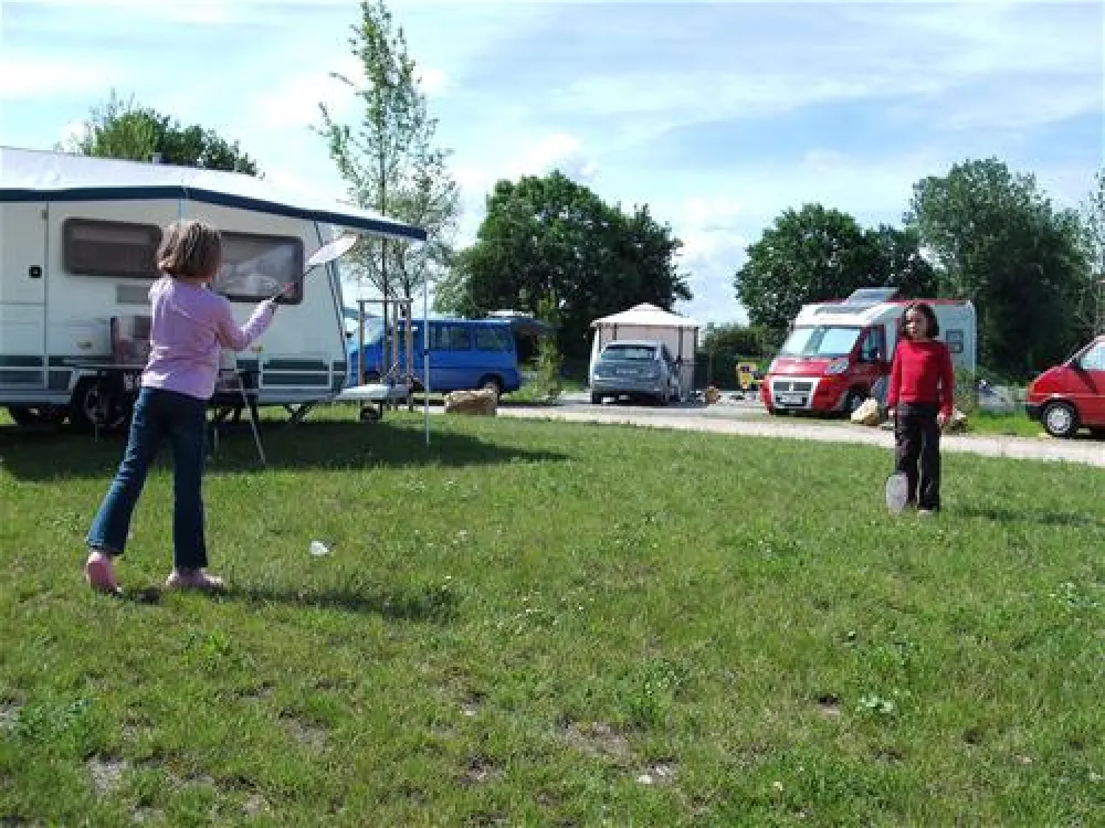 Campingplatz Schwarzfelder Hof