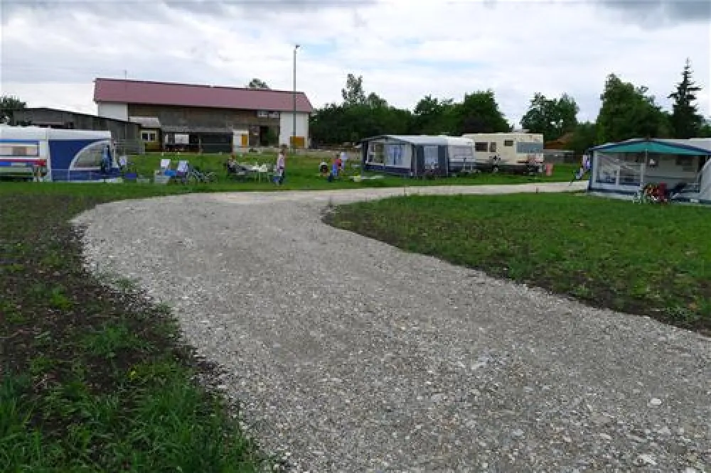 Campingplatz Schwarzfelder Hof