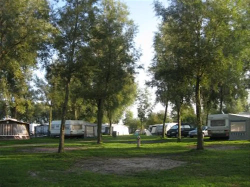 Camping De Holle Poarte