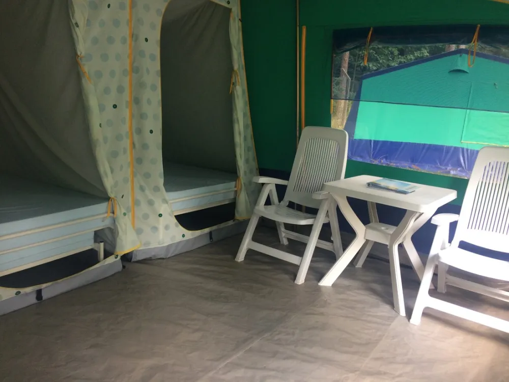 Camping en Speelpark De Heldense Bossen