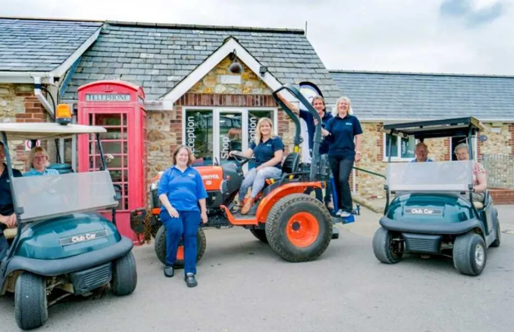 Andrewshayes Holiday Park