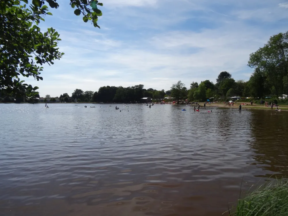 Camping de l'Etang du Goulot