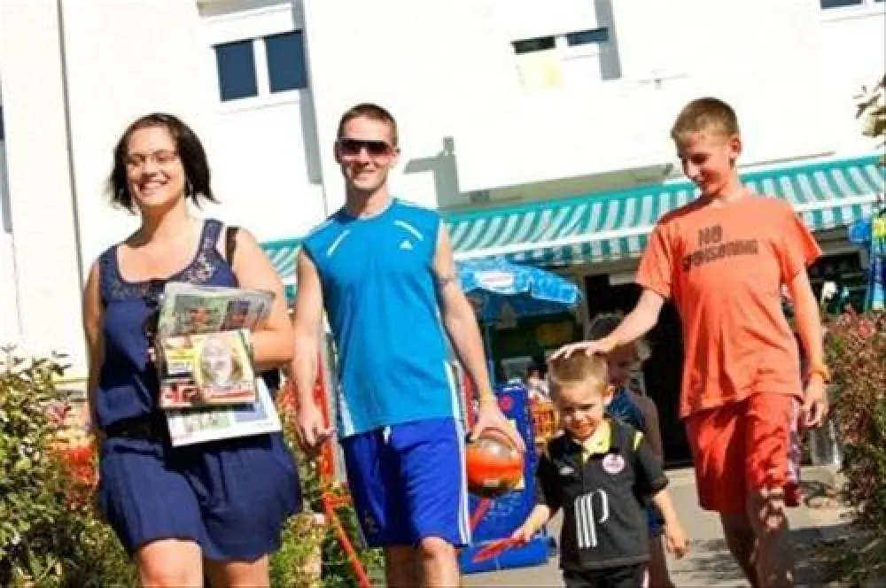 Camping Les Brunelles *****