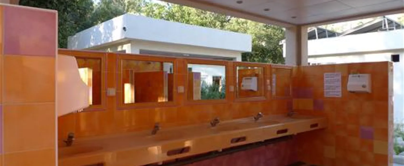 Camping Naturiste Les Eucalyptus