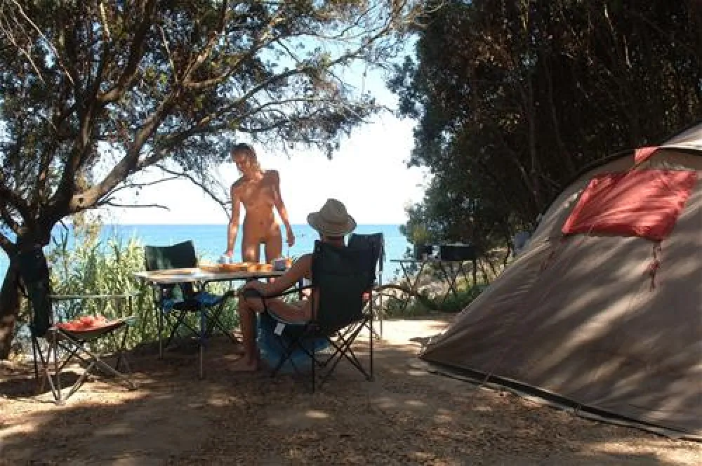 Camping Naturiste Les Eucalyptus
