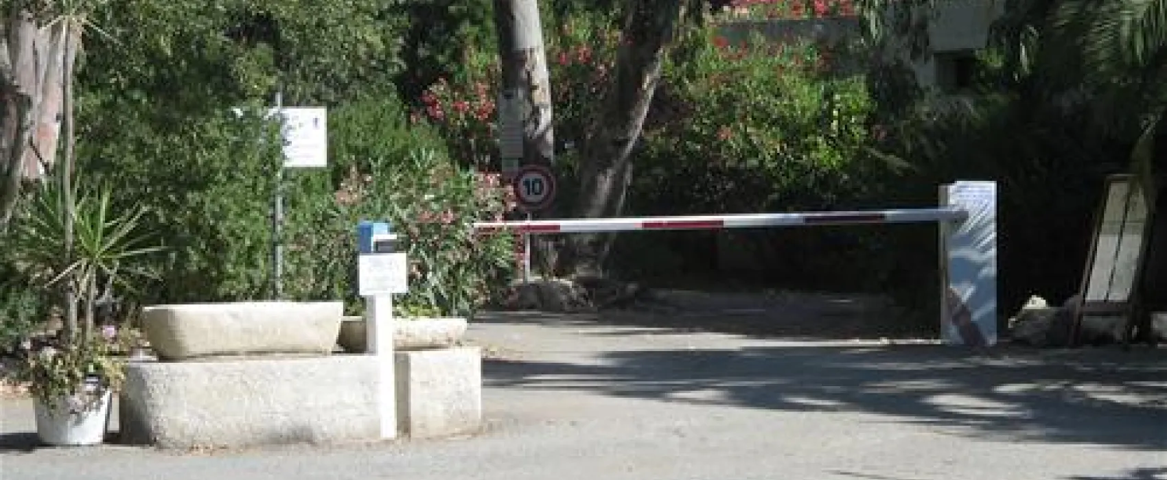 Camping Naturiste Les Eucalyptus