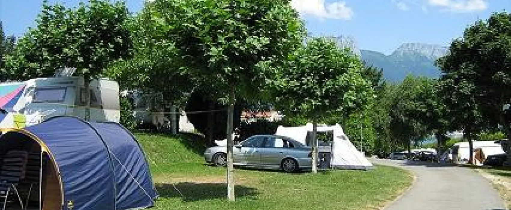 Camping Au Coeur du Lac