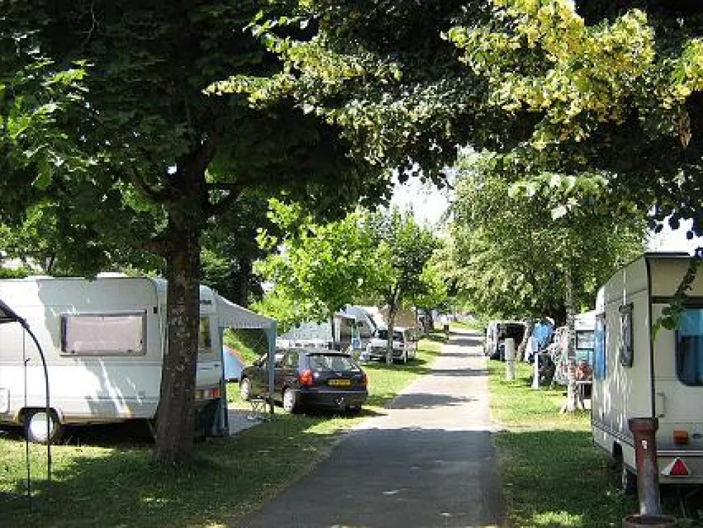 Camping Au Coeur du Lac