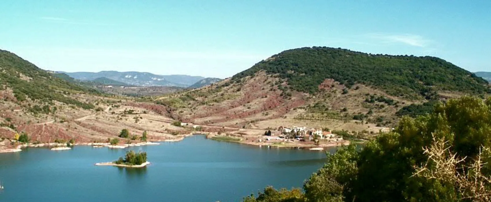 Camping Municipal Du Lac Du Salagou  