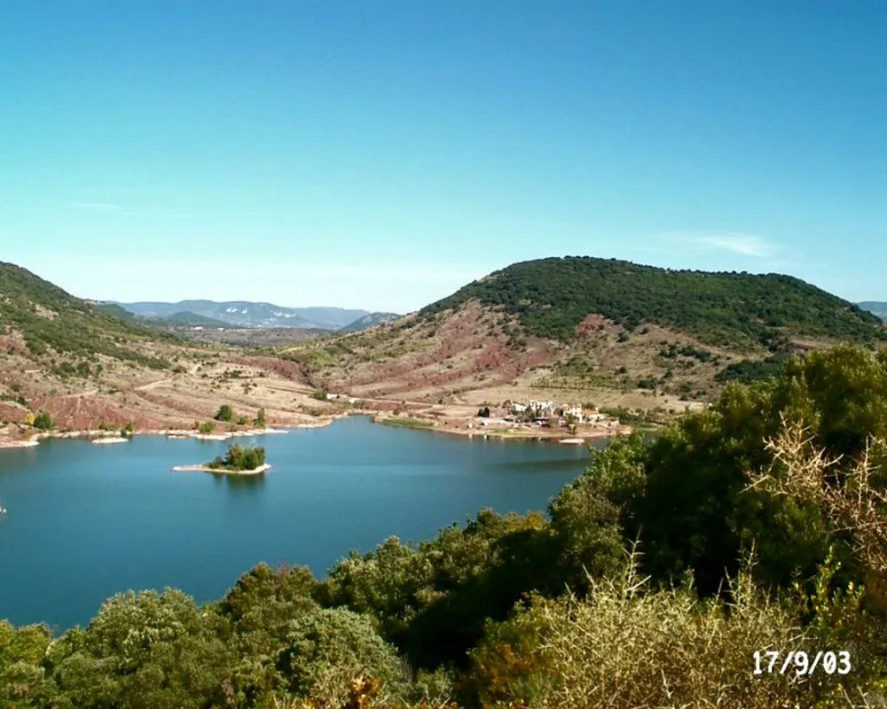 Camping Municipal Du Lac Du Salagou  