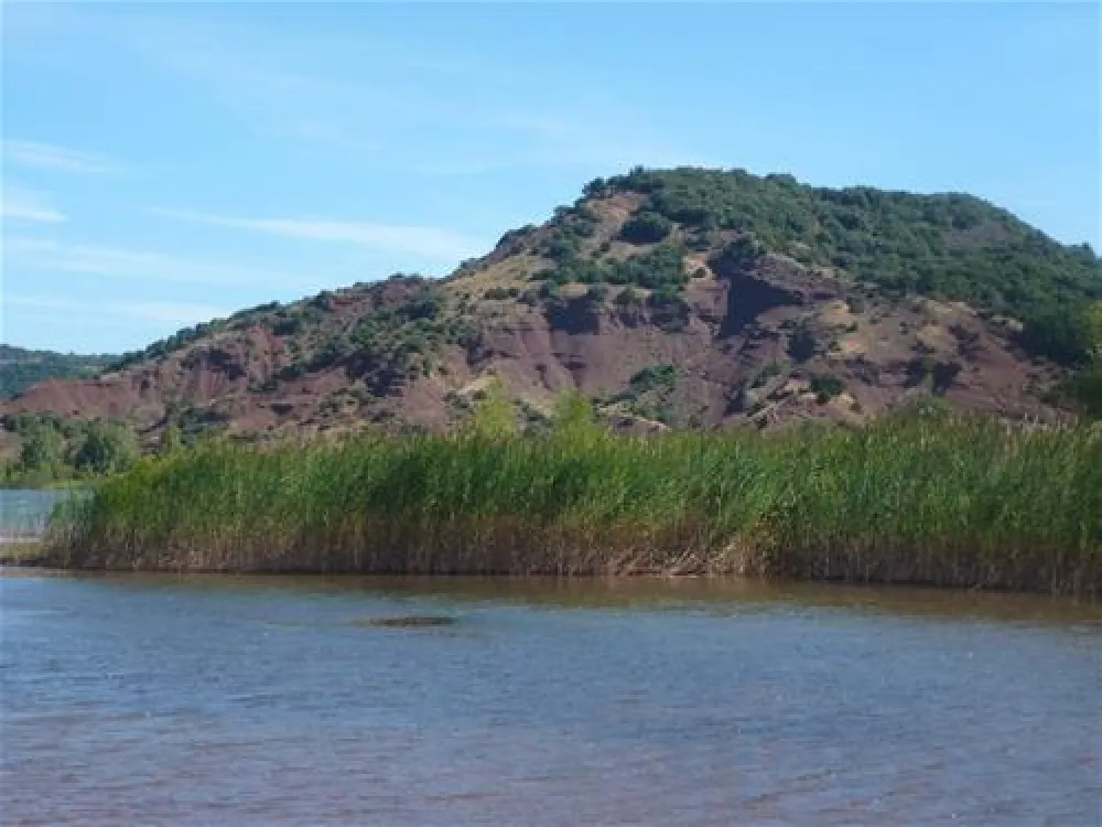 Camping Municipal Du Lac Du Salagou  
