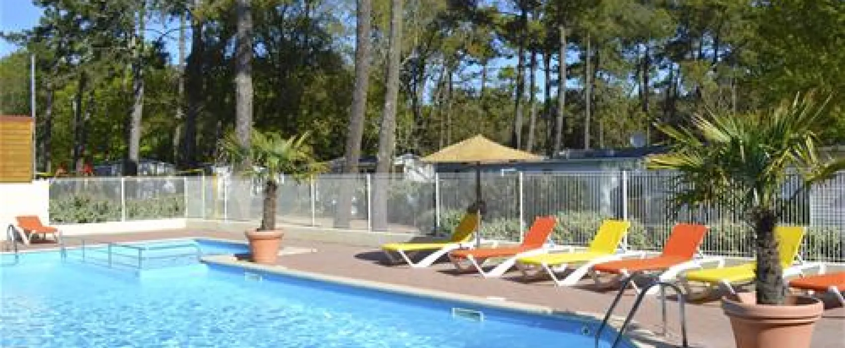 Le Clos des Pins Camping  