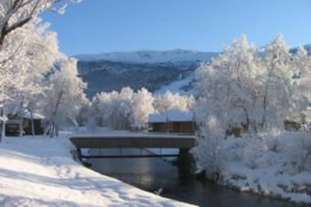 Pluscamp JølstraholmenCamping og Hytter