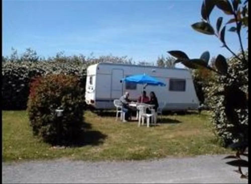 Flower Camping Les Ilates  