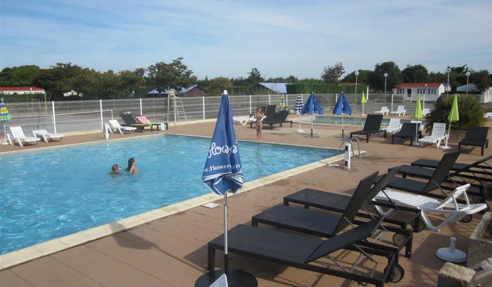 Flower Camping Les Ilates  