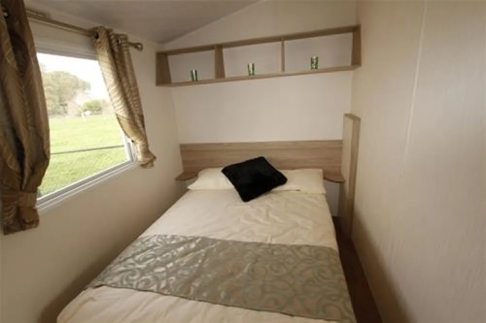 Camping + Bootsmarina Hock