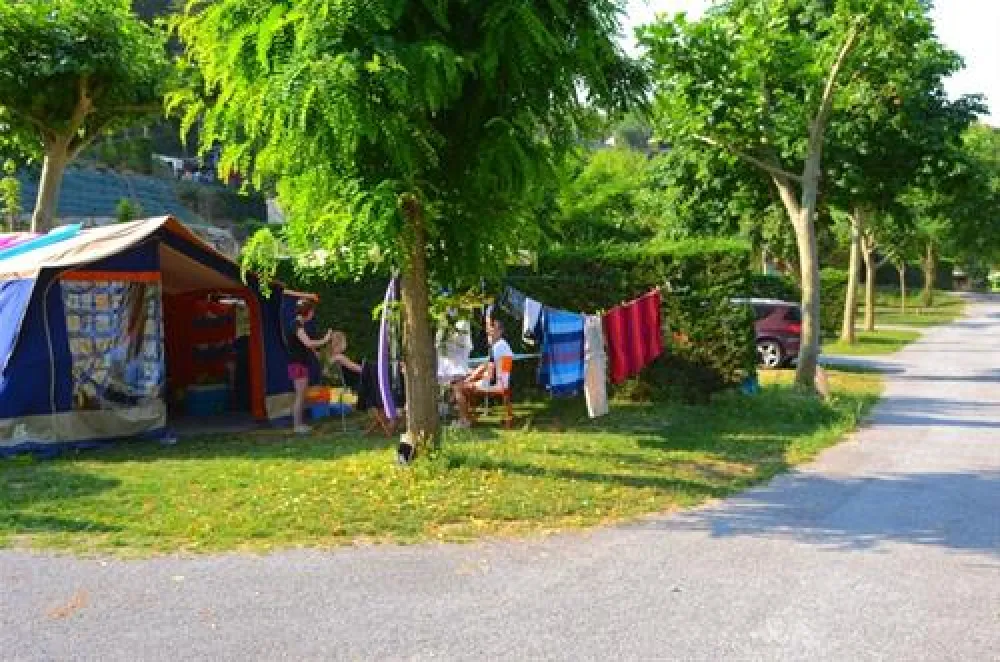 Camping de La Cascade  