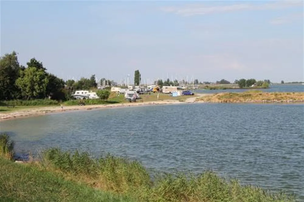 Camping Jachthaven Uitdam