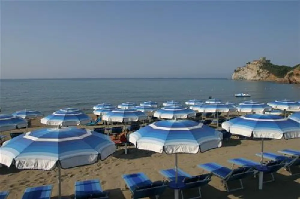Camping Village Baia Azzurra Club