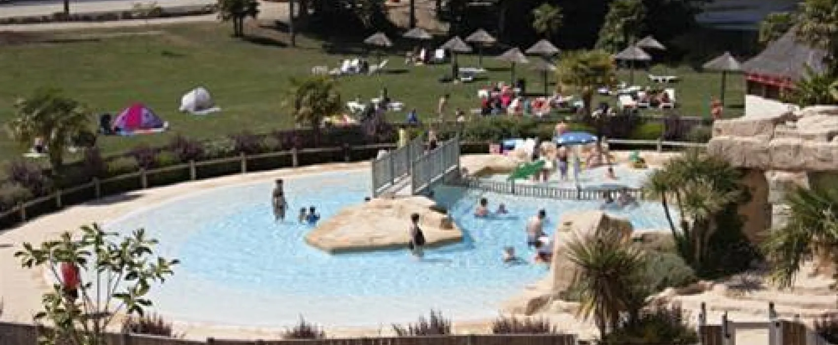 Castel Le Domaine Des Ormes  