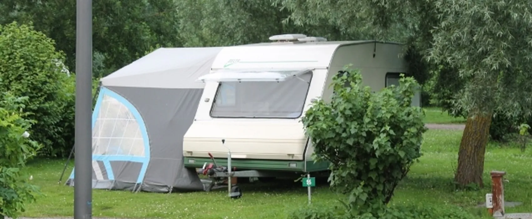 Camping Parc Des Cygnes  