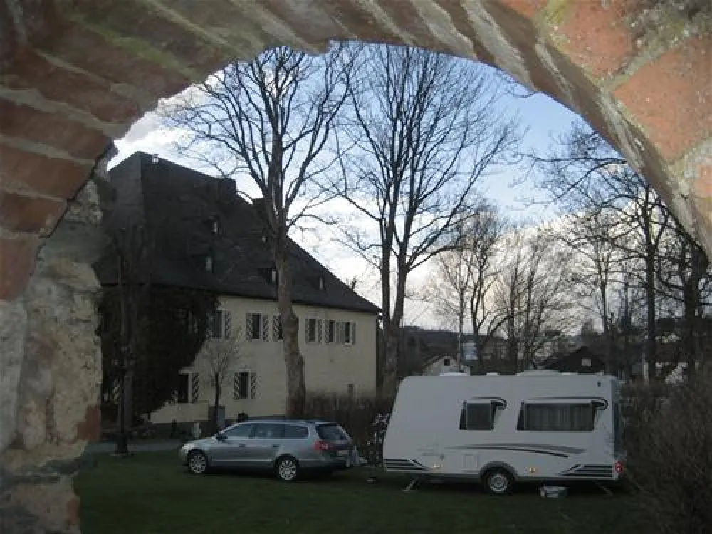 Hotel & Camping Schloss Issigau