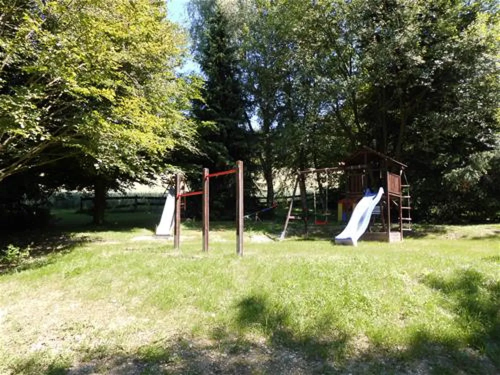 Hotel & Camping Schloss Issigau