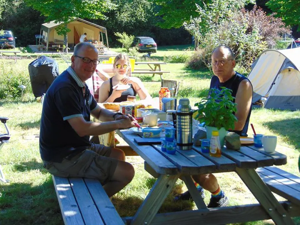 Camping Domaine de Mialaret  