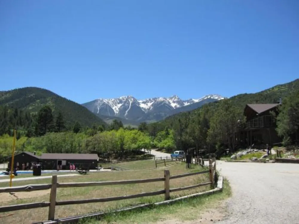 Cutty's Hayden Creek Resort