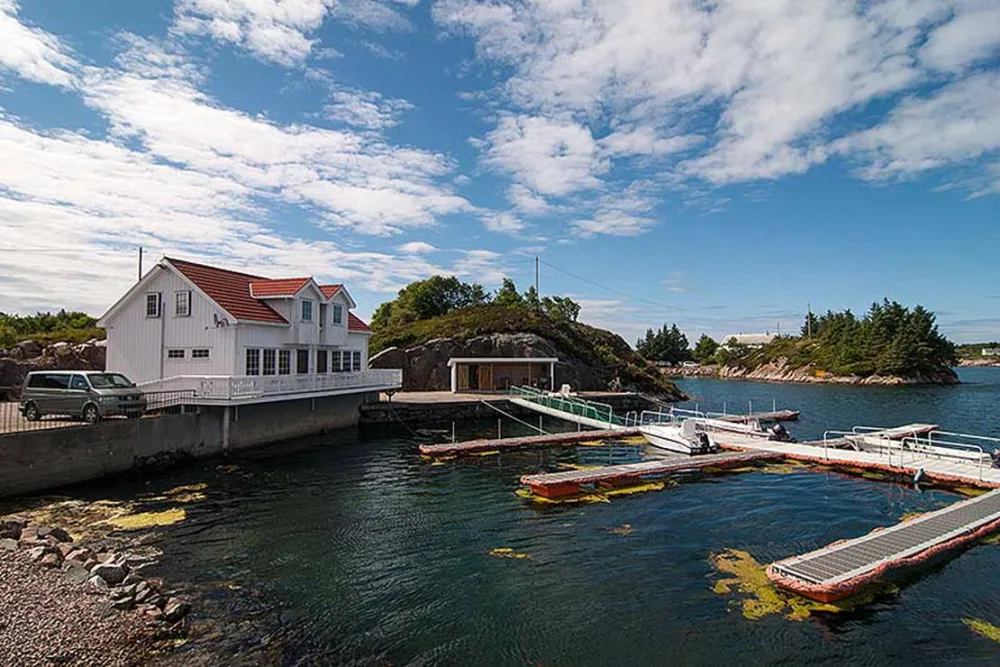 Lysø Naturcamping + Ferienhäuser