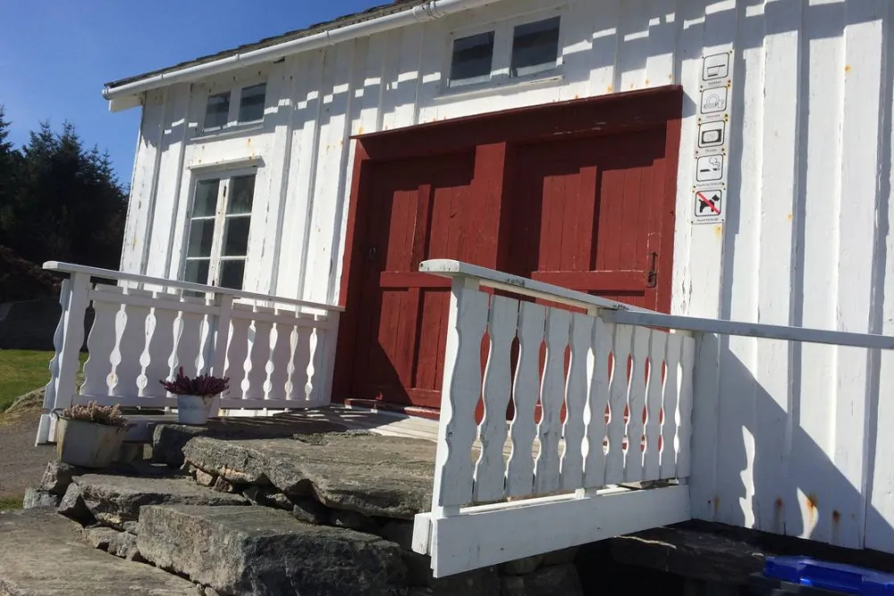 Lysø Naturcamping + Ferienhäuser