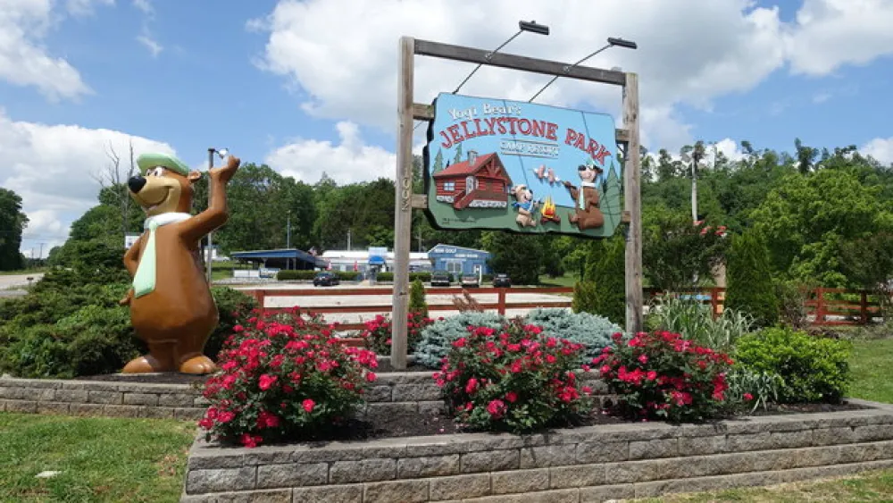 Jellystone Park Camp-Resort Mammoth Cave