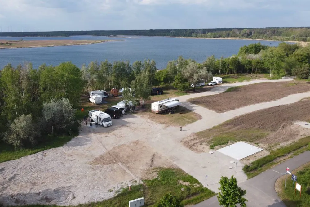 Camp Casel - Das Feriendorf für Camping und Wohnen am Gräbendorfer See