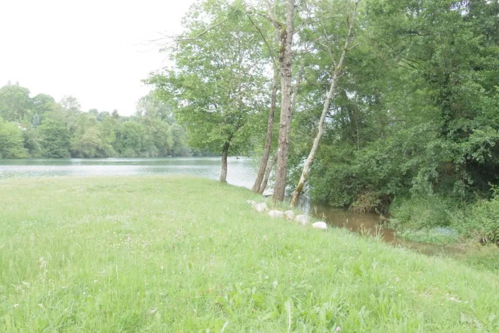 Camping Les Eaux Claires