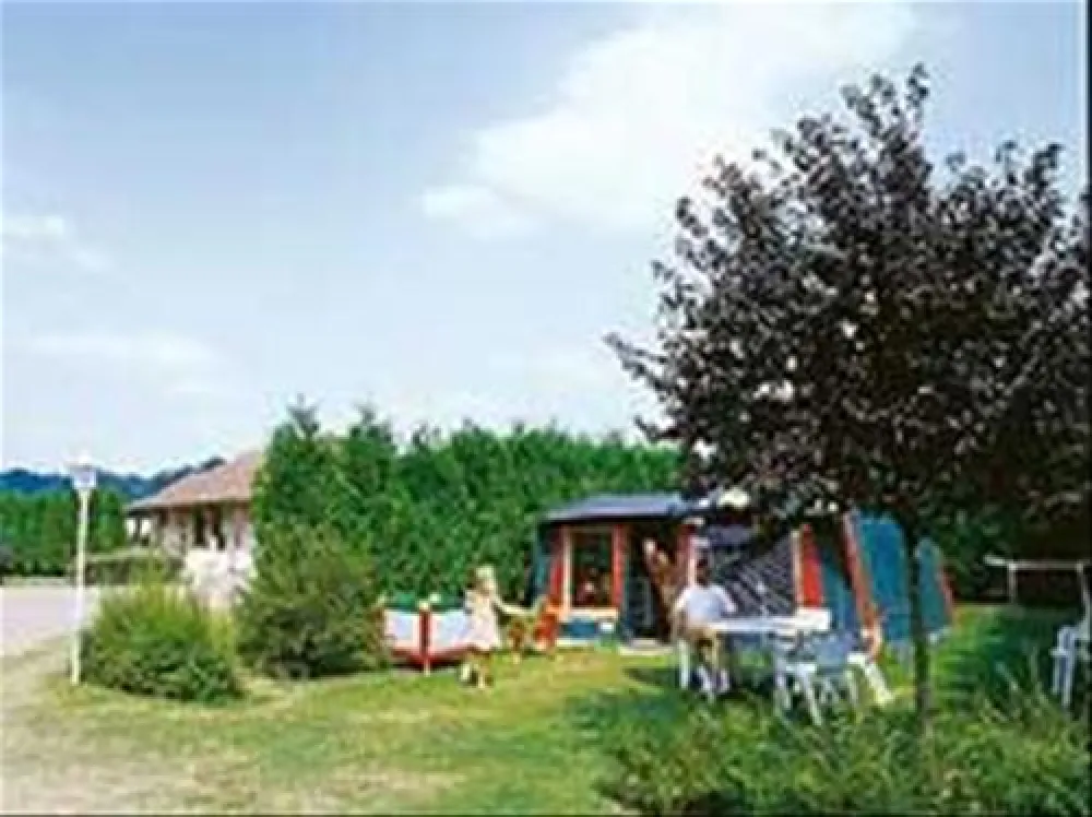 Camping De La Croix Du Vieux Pont