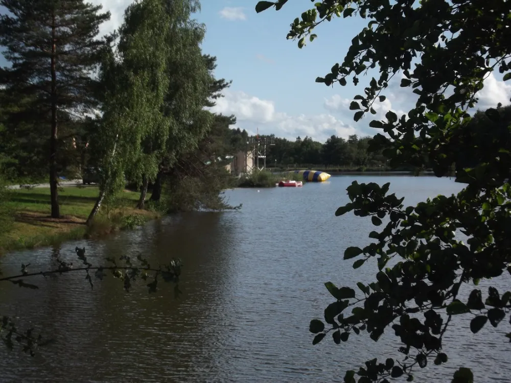 Camping Le Grand Lac  