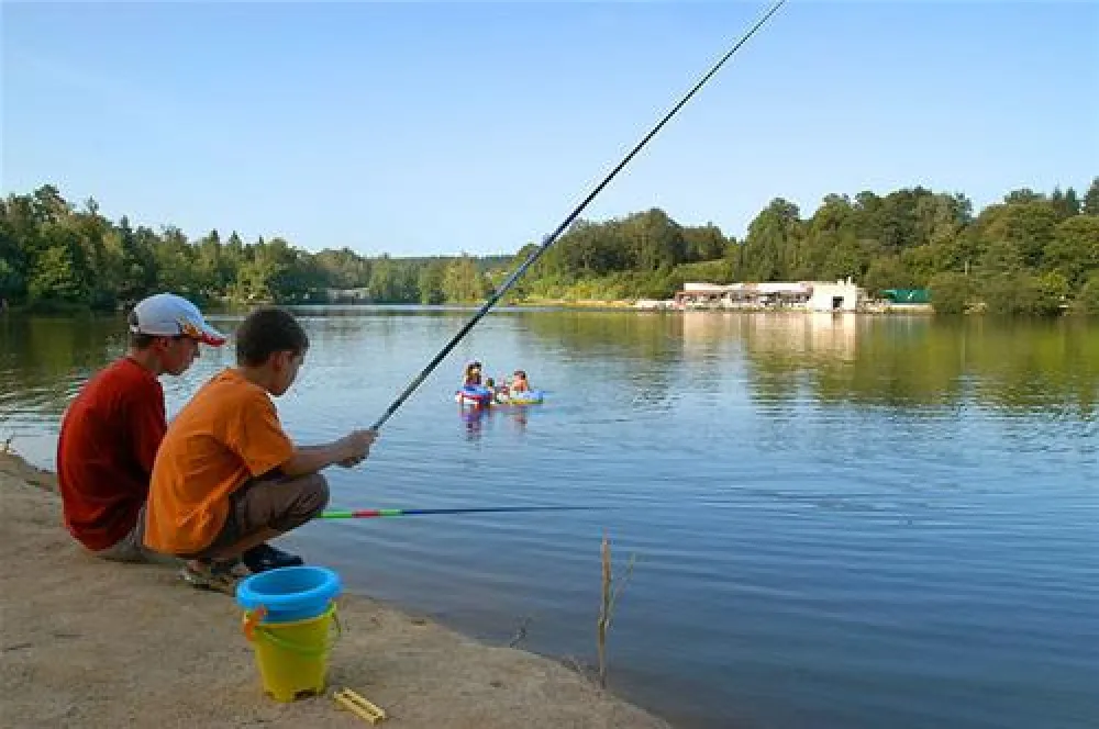 Camping Le Grand Lac  