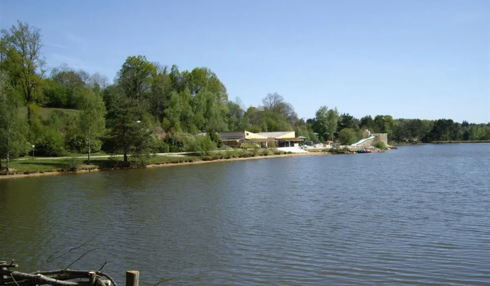 Camping Le Grand Lac  