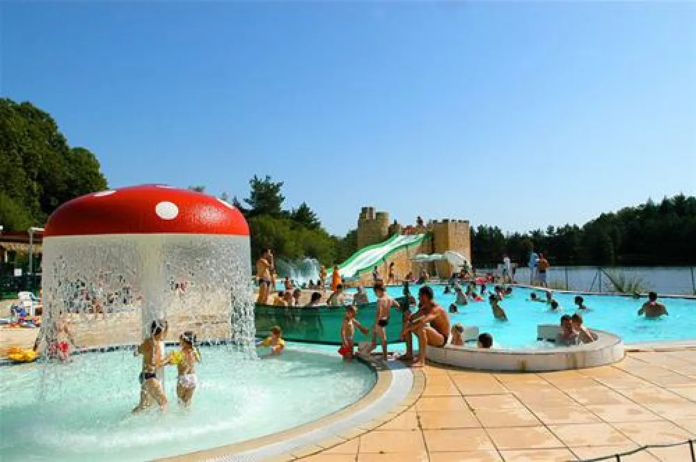 Camping Le Grand Lac  