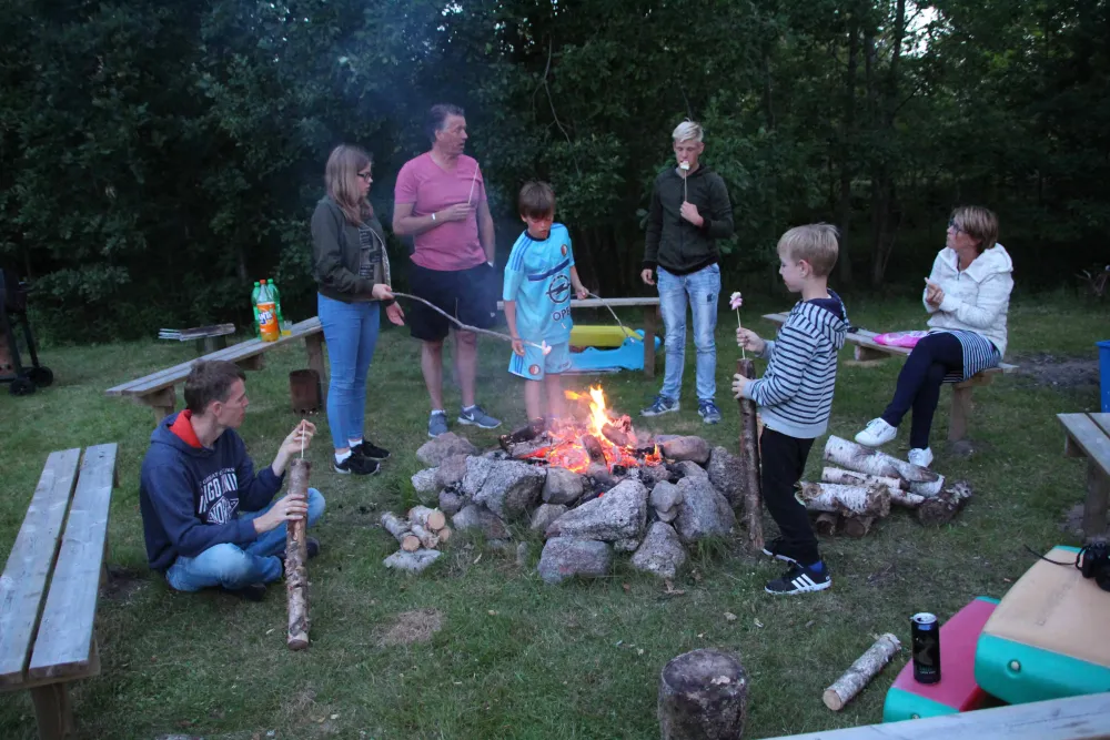 Stensjö camping och vandrarhem van Veldhuizen