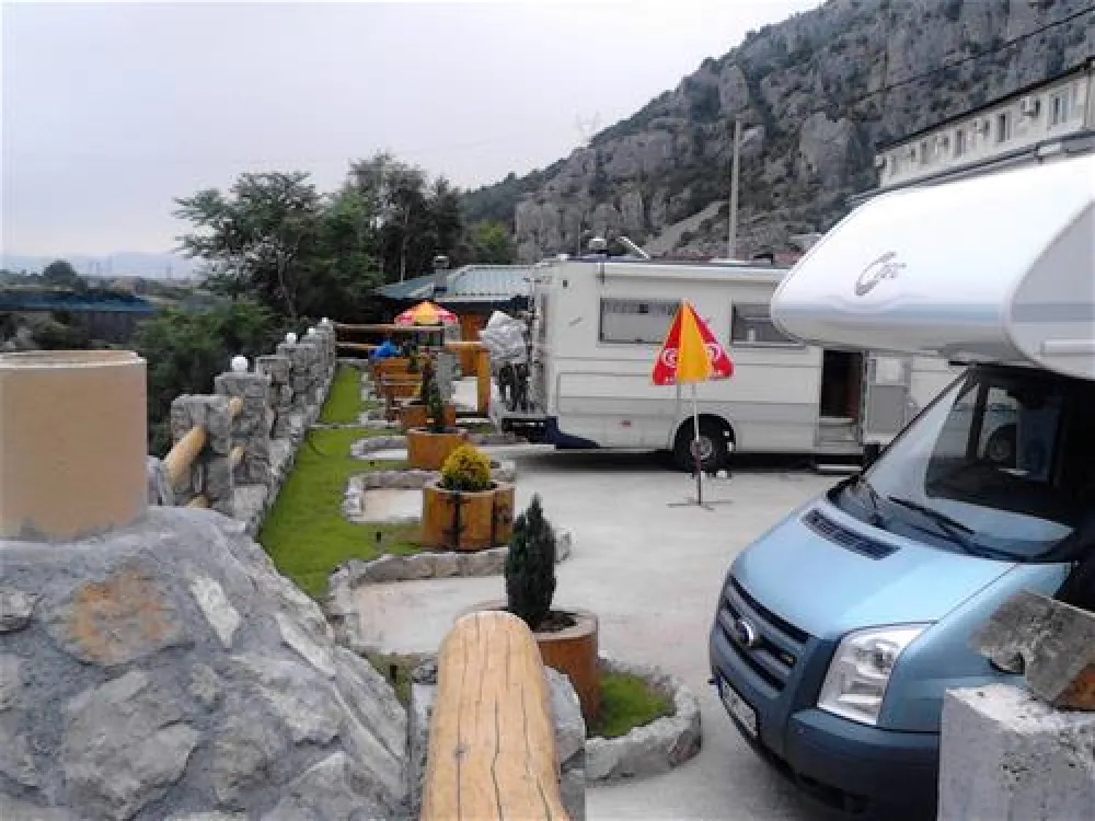 Camping Izvor-Hostel Izvor