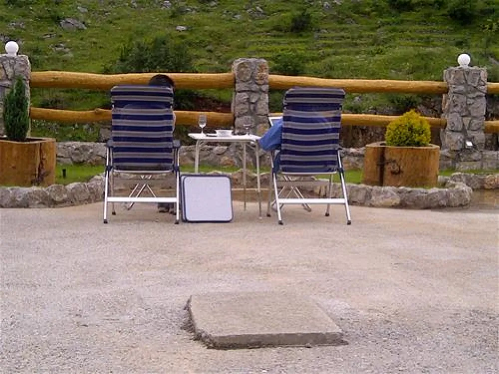 Camping Izvor-Hostel Izvor