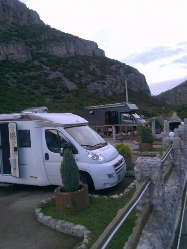 Camping Izvor-Hostel Izvor