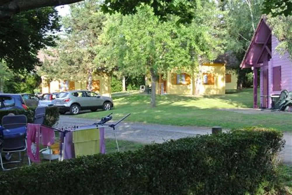 Camping et village-chalets du Breuil