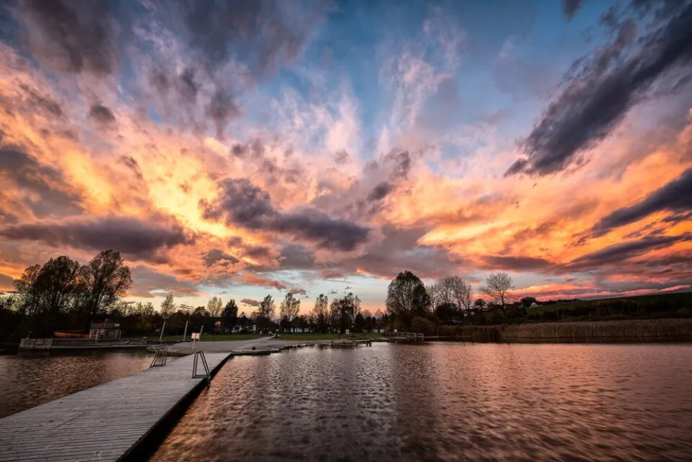 Strandbad & Camping Seekirchen